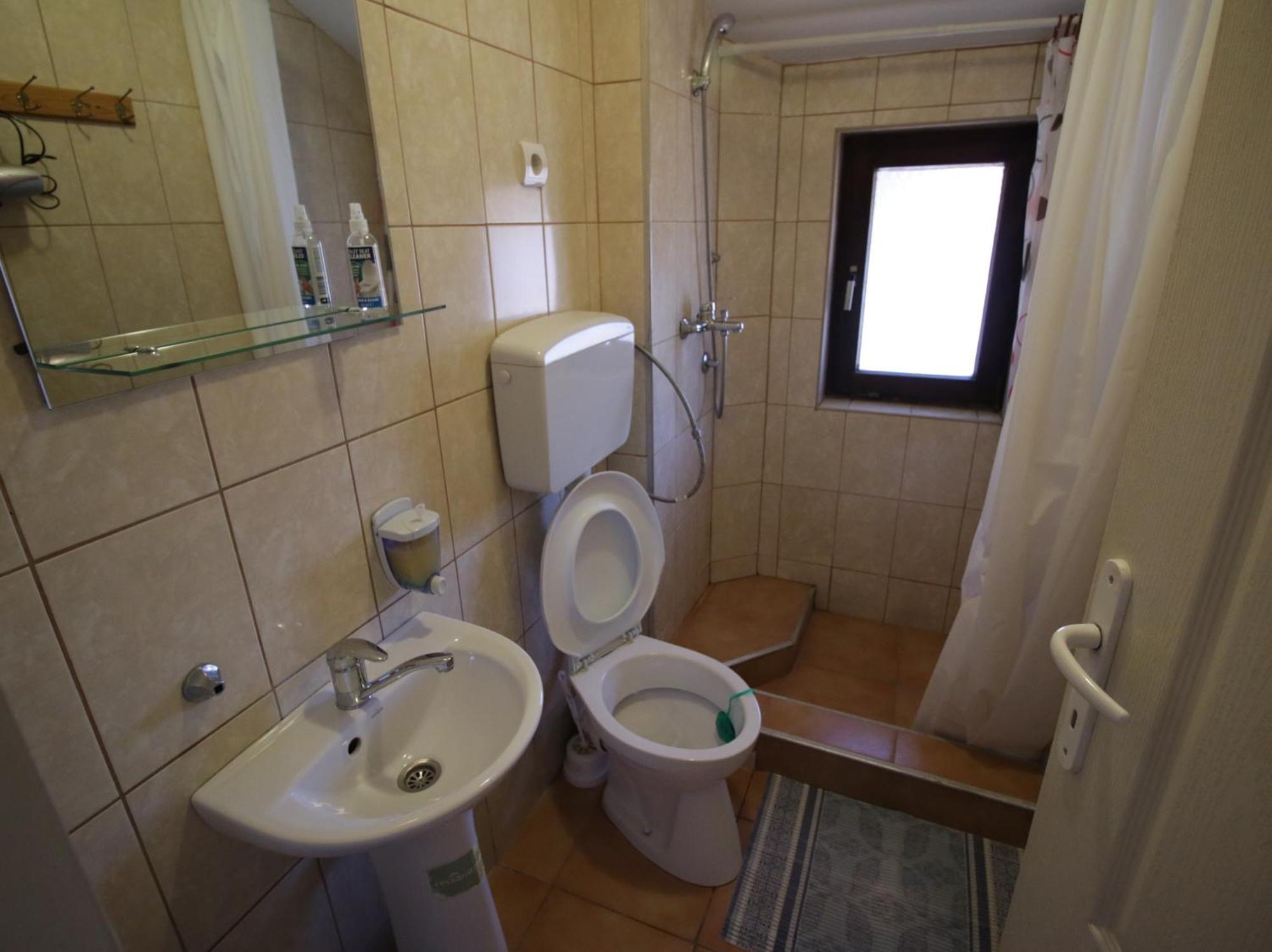 Rooms Jankovic Donji Milanovac Ngoại thất bức ảnh