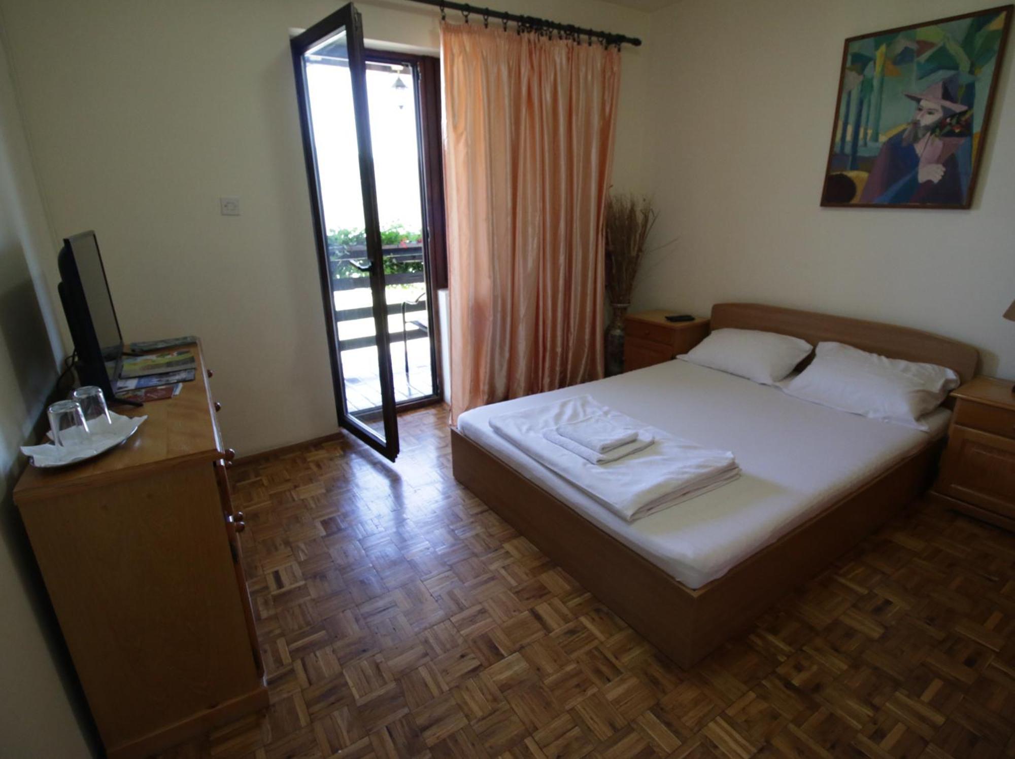 Rooms Jankovic Donji Milanovac Ngoại thất bức ảnh