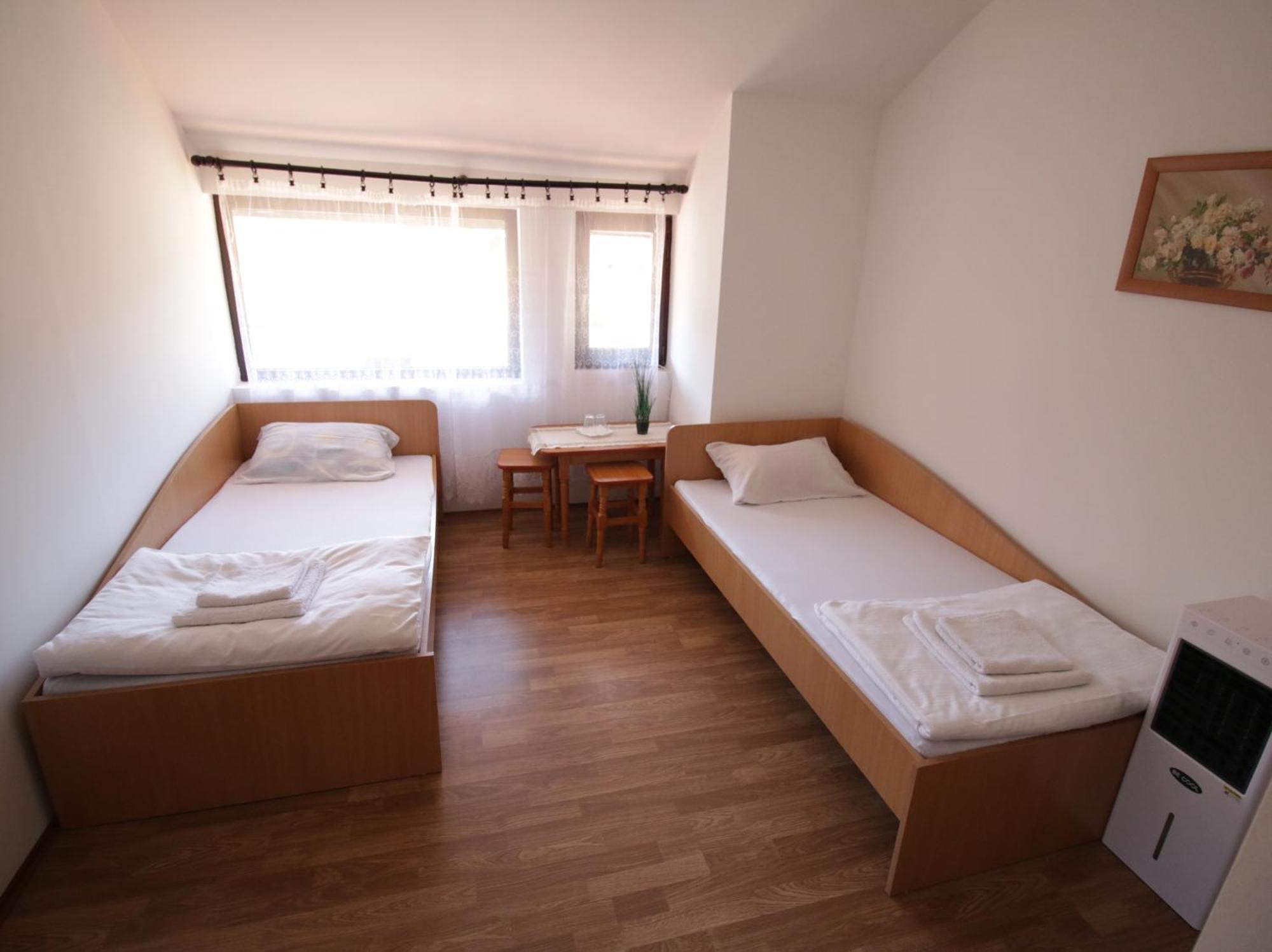 Rooms Jankovic Donji Milanovac Ngoại thất bức ảnh
